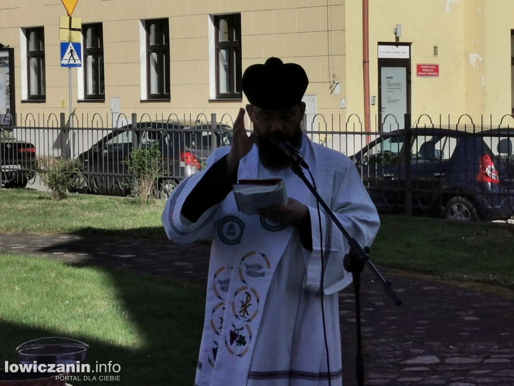 Święcenie pokarmów w kościołach w Łowiczu