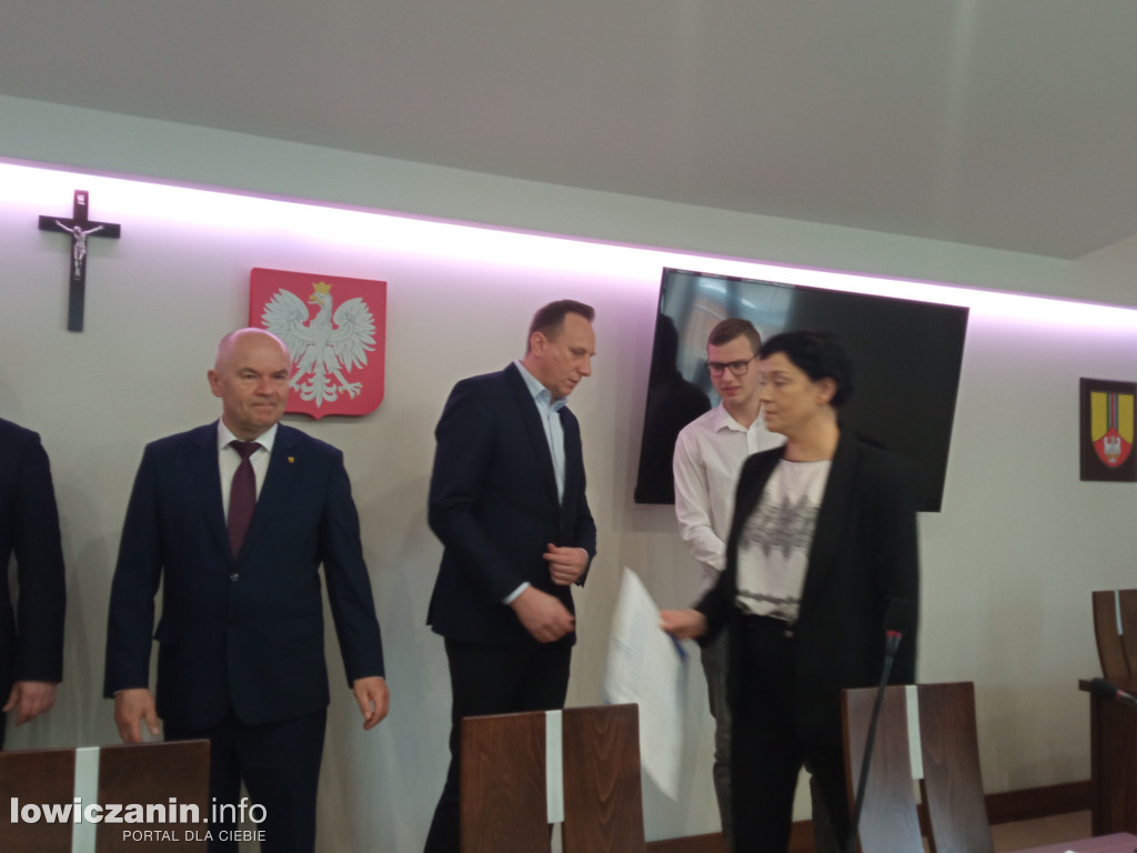 Wręczenie listów gratulacyjnych dla sportowców