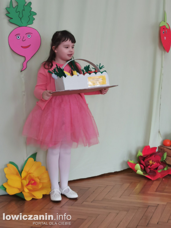 ,, Zdrowo się odżywiam, bo jem owoce i warzywa