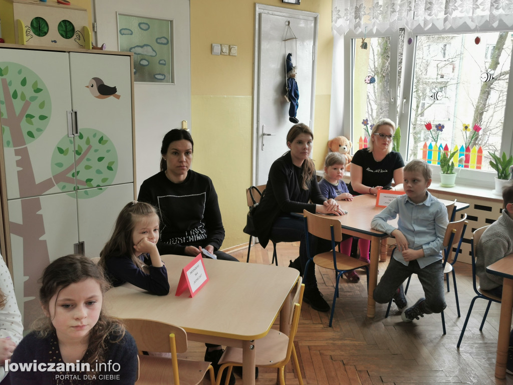 ,, Zdrowo się odżywiam, bo jem owoce i warzywa