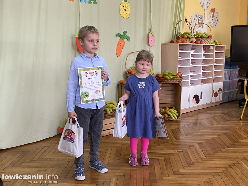 ,, Zdrowo się odżywiam, bo jem owoce i warzywa