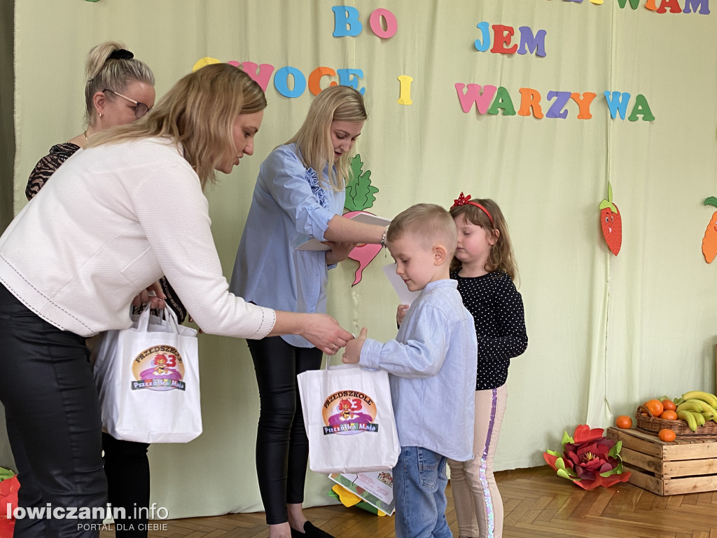 ,, Zdrowo się odżywiam, bo jem owoce i warzywa