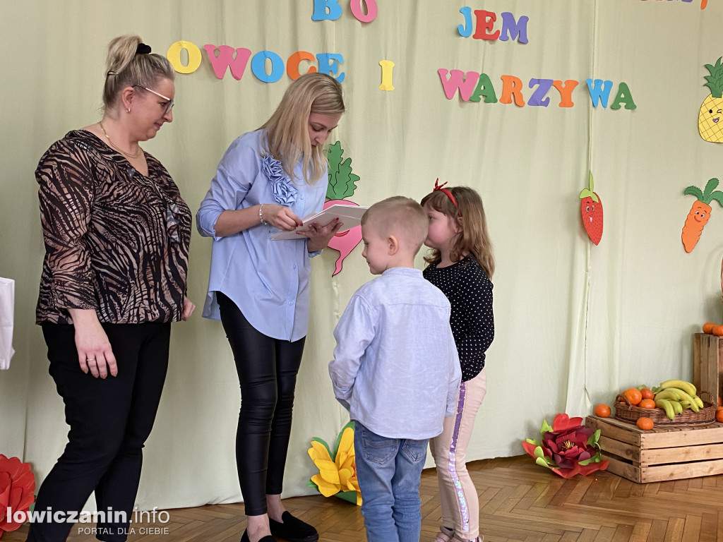 ,, Zdrowo się odżywiam, bo jem owoce i warzywa