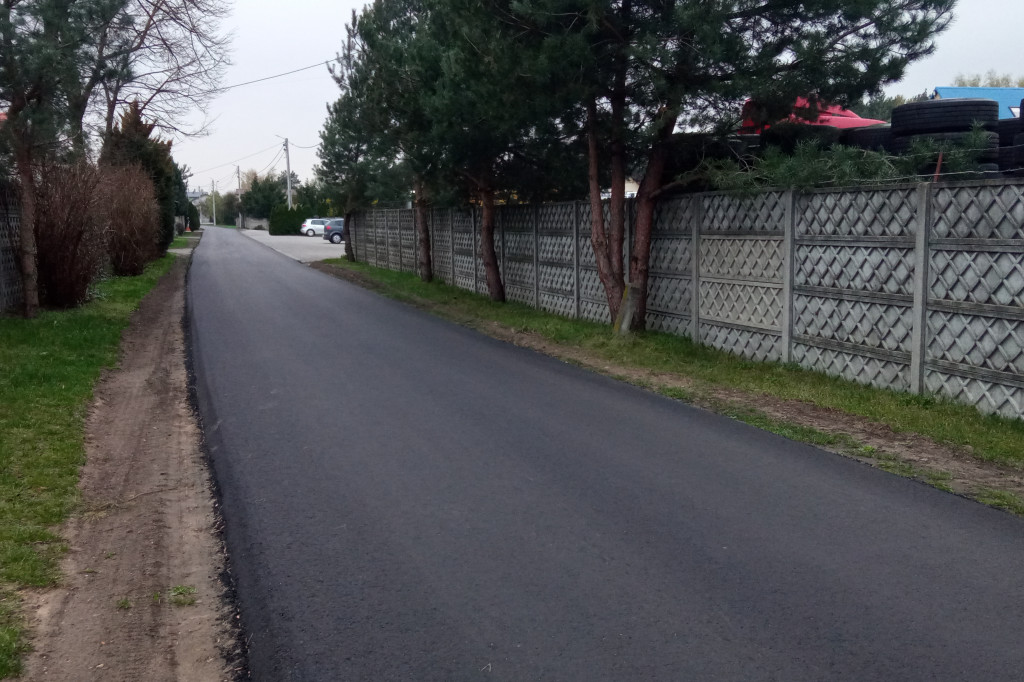 Nowa nakładka asfaltowa w Krępie