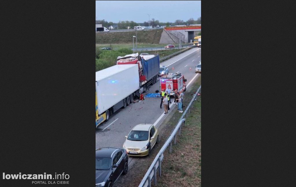 Wypadek na A2 - zderzenie dwóch TIRów