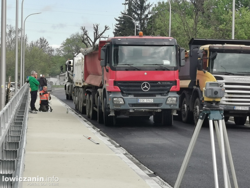 Próby obciążeniowe mostu