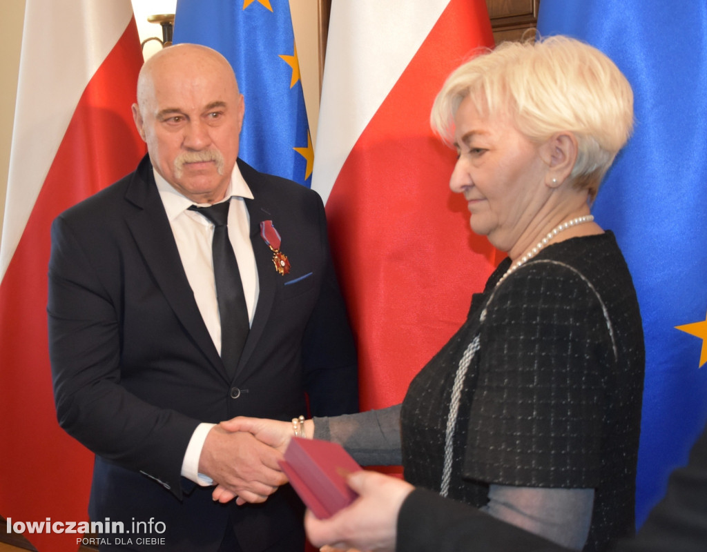 Wręcznie Krzyżów Zasługi w powiecie zgierskim