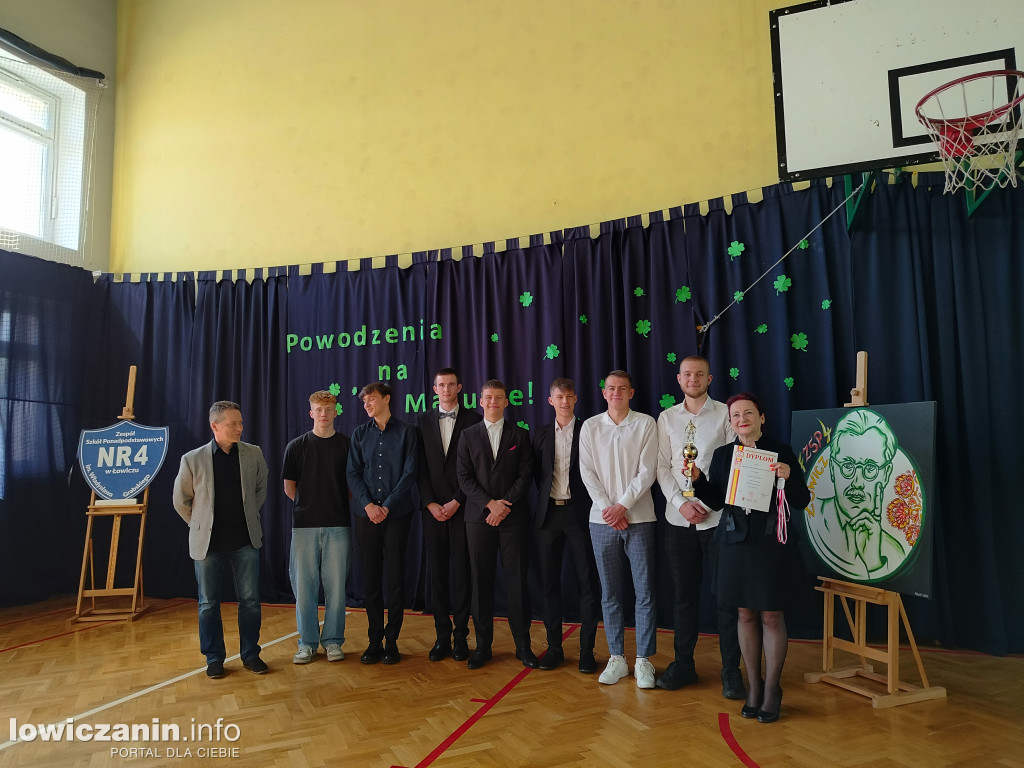 Zakończenie roku maturzystów z Ekonomika
