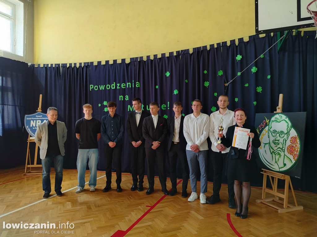 Zakończenie roku maturzystów z Ekonomika