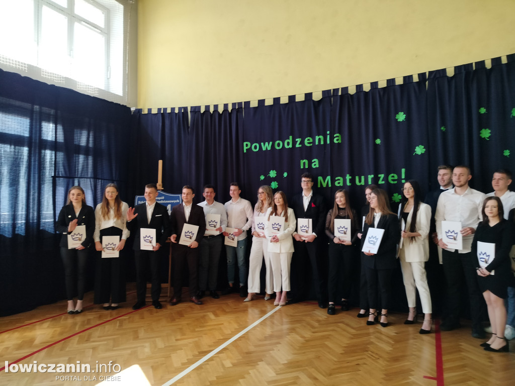 Zakończenie roku maturzystów z Ekonomika