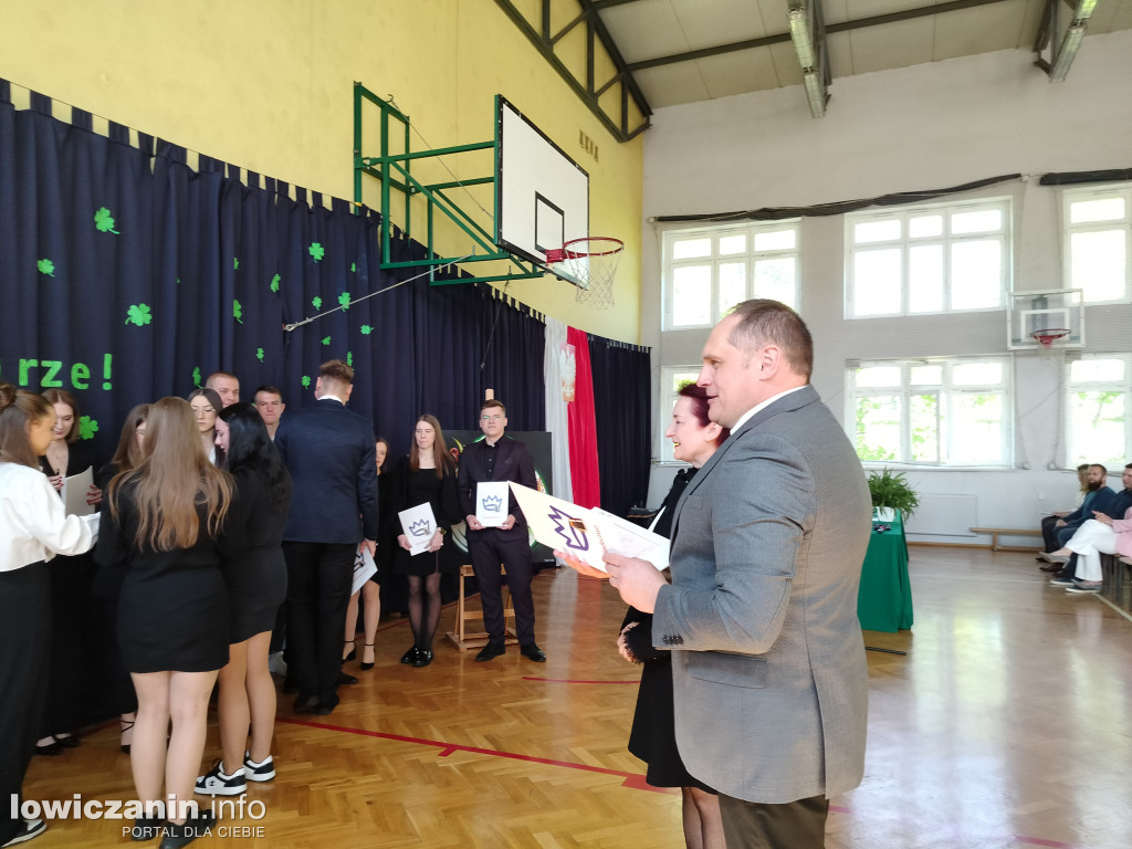 Zakończenie roku maturzystów z Ekonomika
