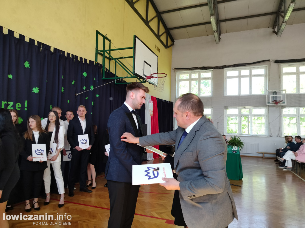Zakończenie roku maturzystów z Ekonomika