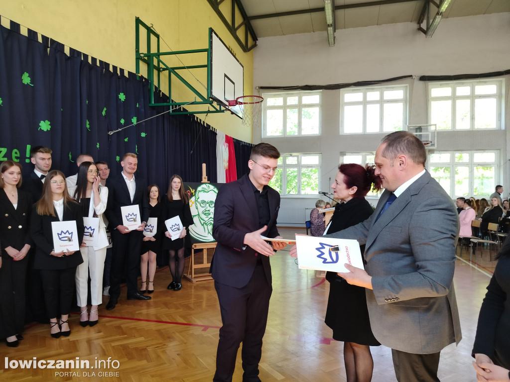 Zakończenie roku maturzystów z Ekonomika