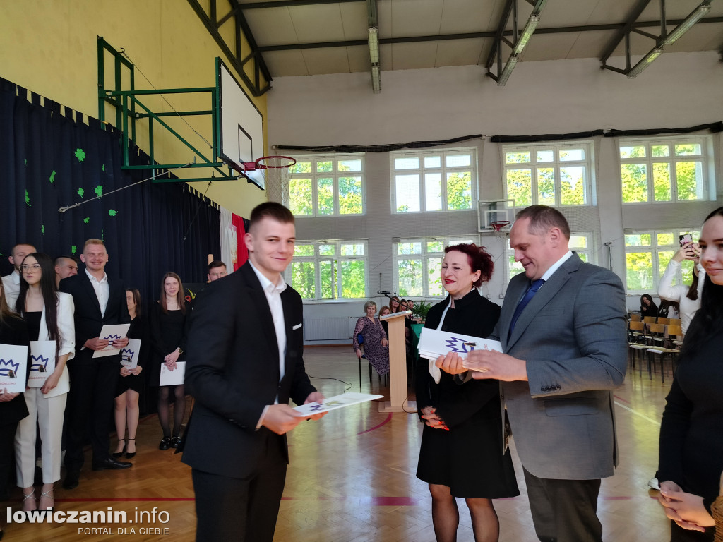 Zakończenie roku maturzystów z Ekonomika