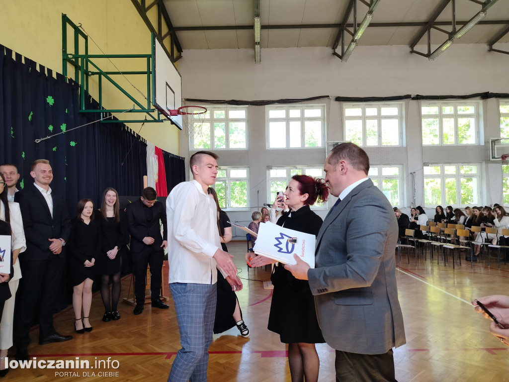 Zakończenie roku maturzystów z Ekonomika