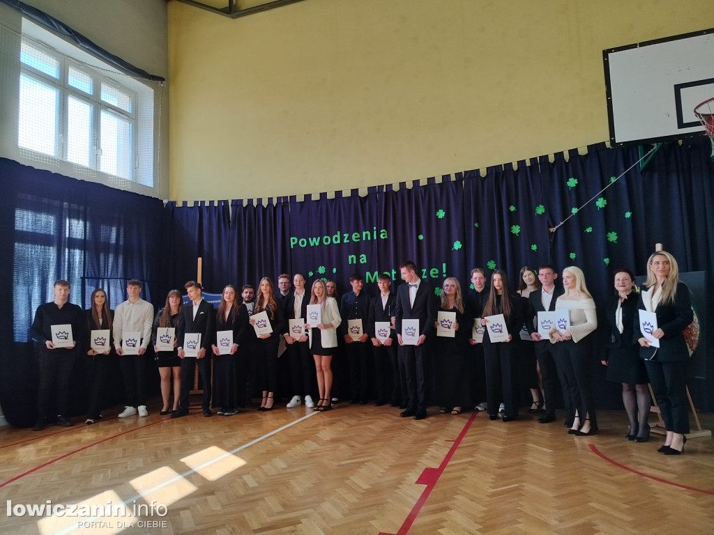 Zakończenie roku maturzystów z Ekonomika