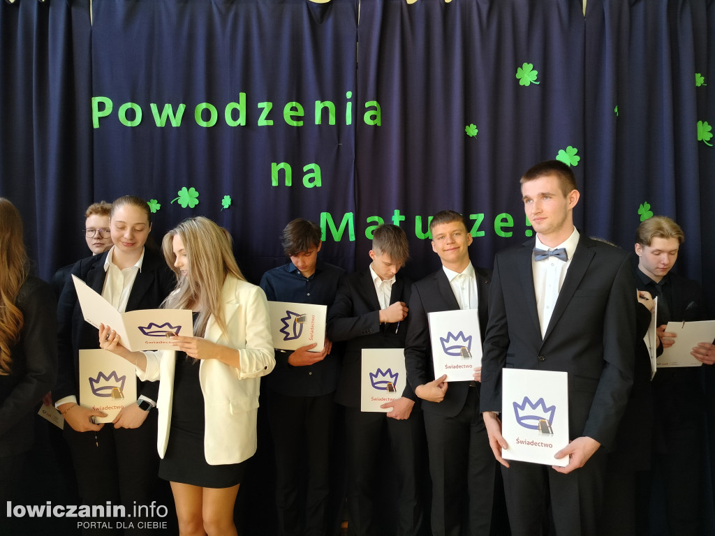 Zakończenie roku maturzystów z Ekonomika