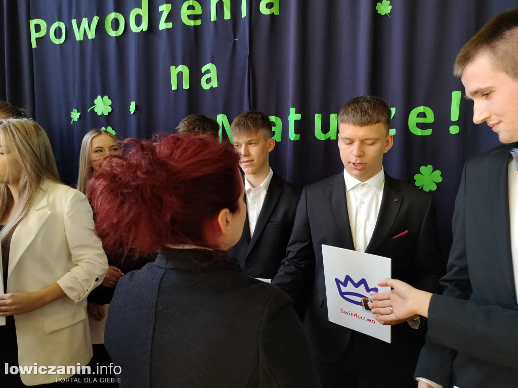 Zakończenie roku maturzystów z Ekonomika