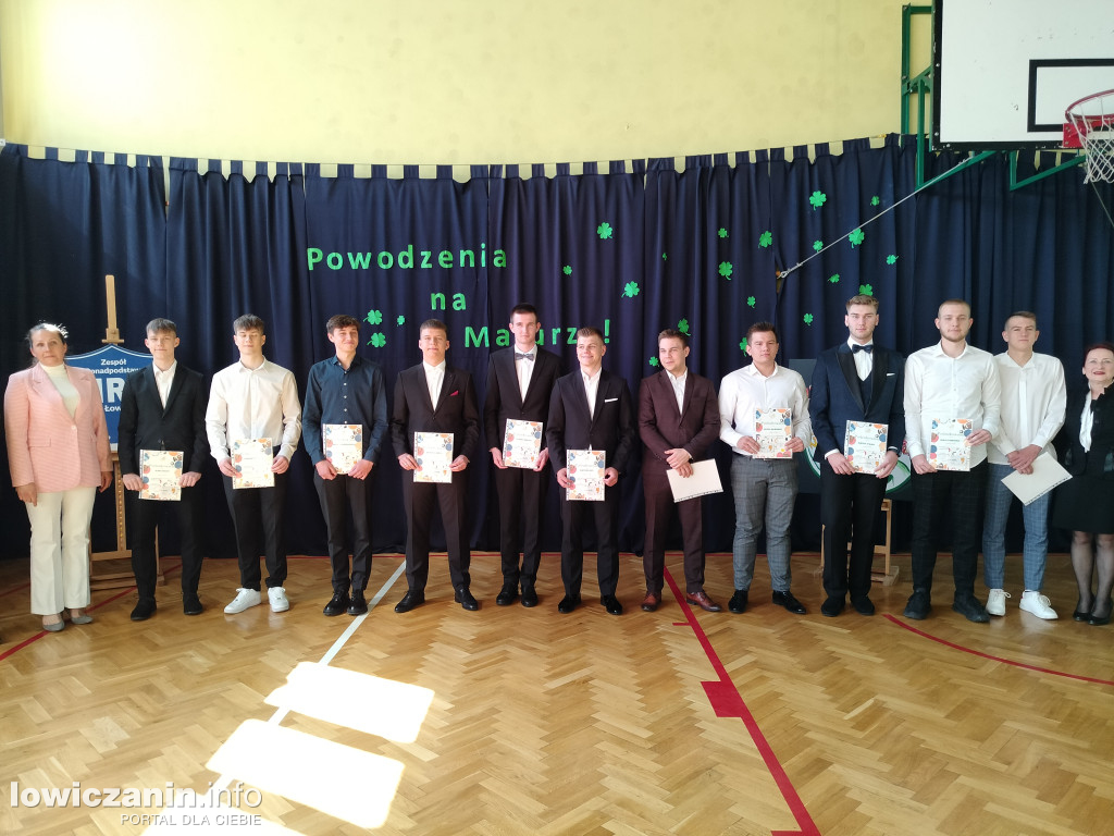 Zakończenie roku maturzystów z Ekonomika