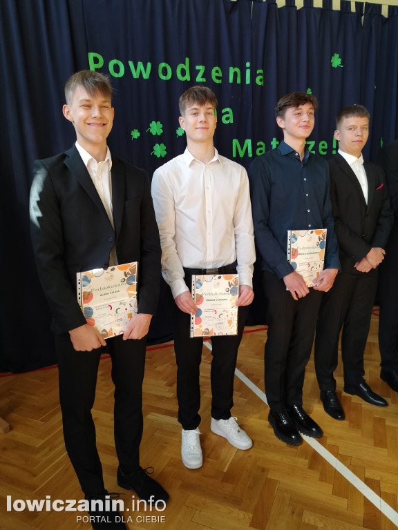 Zakończenie roku maturzystów z Ekonomika