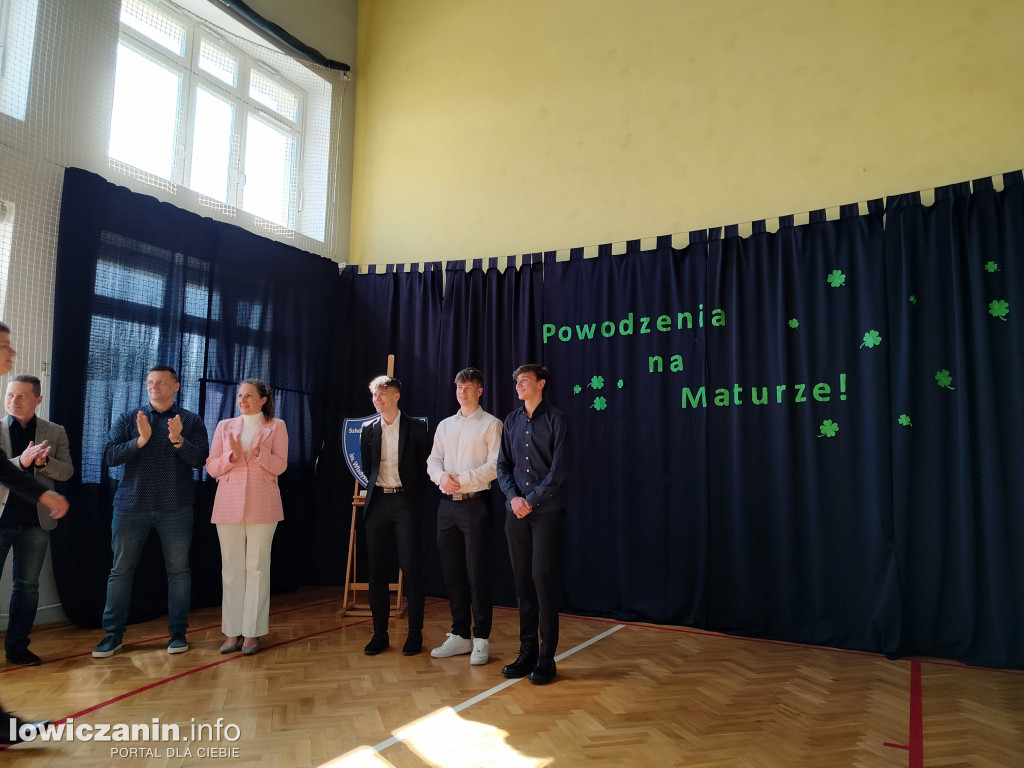 Zakończenie roku maturzystów z Ekonomika