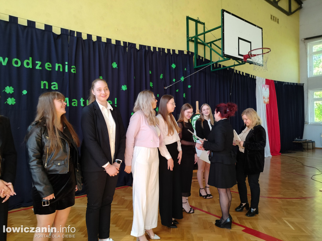 Zakończenie roku maturzystów z Ekonomika