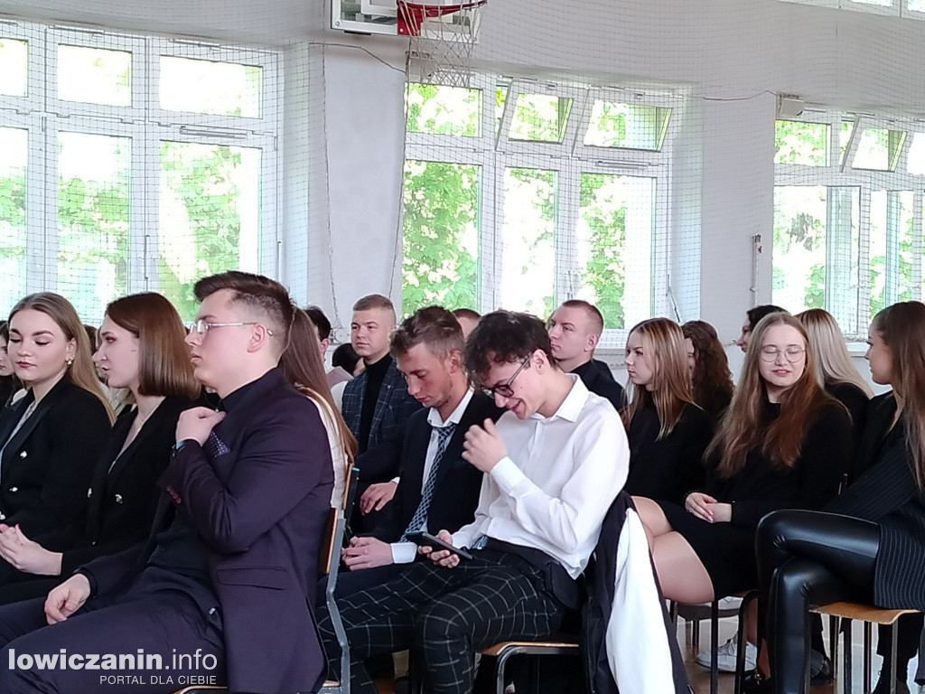 Zakończenie roku maturzystów z Ekonomika
