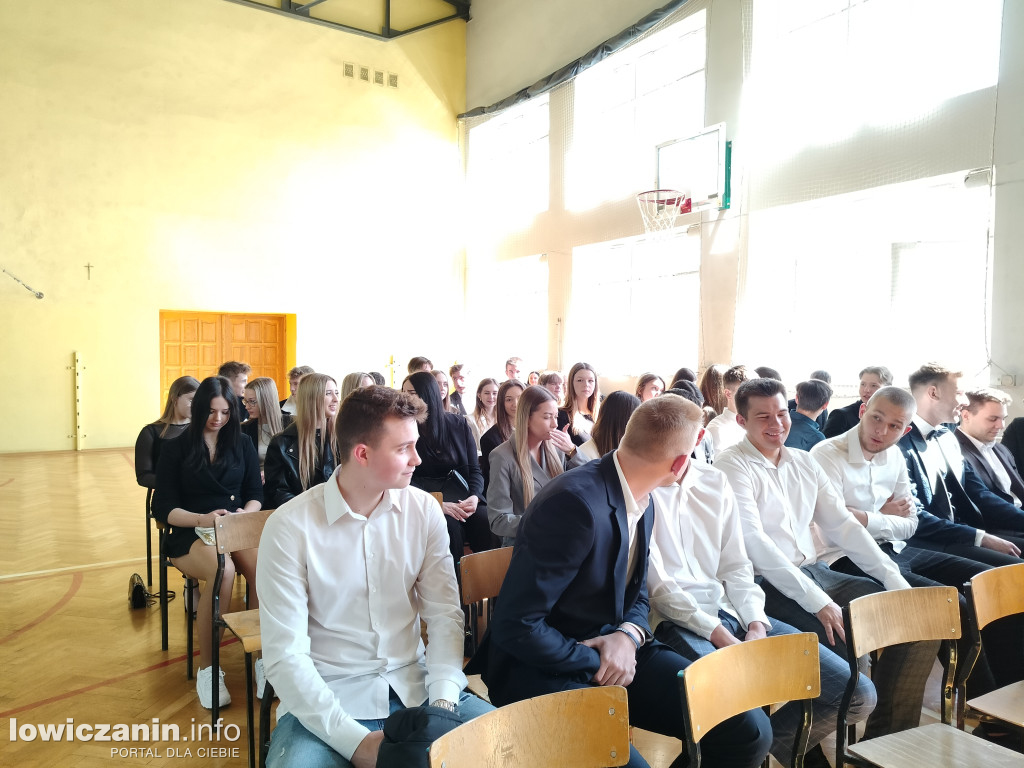 Zakończenie roku maturzystów z Ekonomika