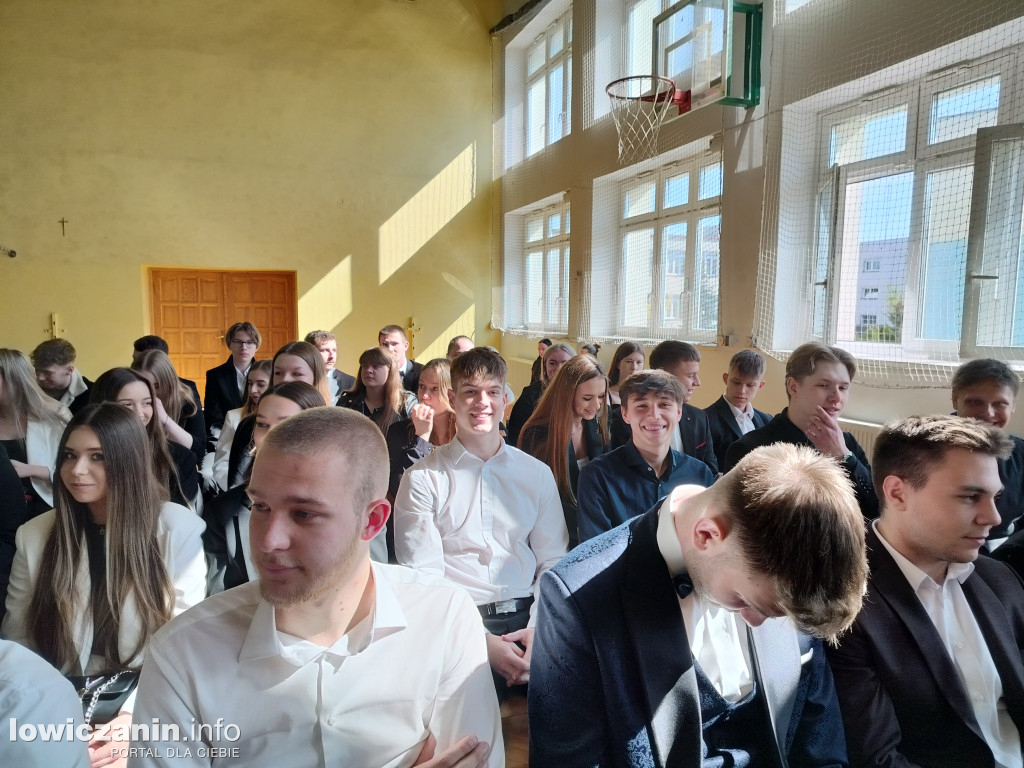 Zakończenie roku maturzystów z Ekonomika