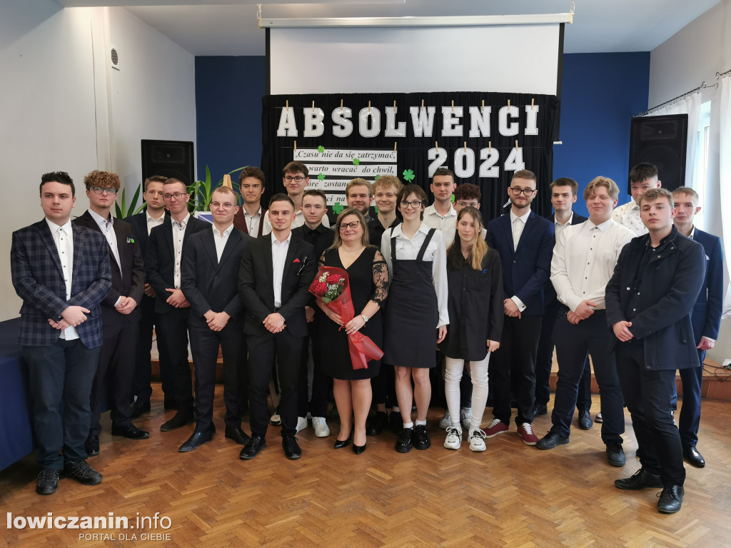 Pożegnanie uczniów z ZS nr 1 w Głownie