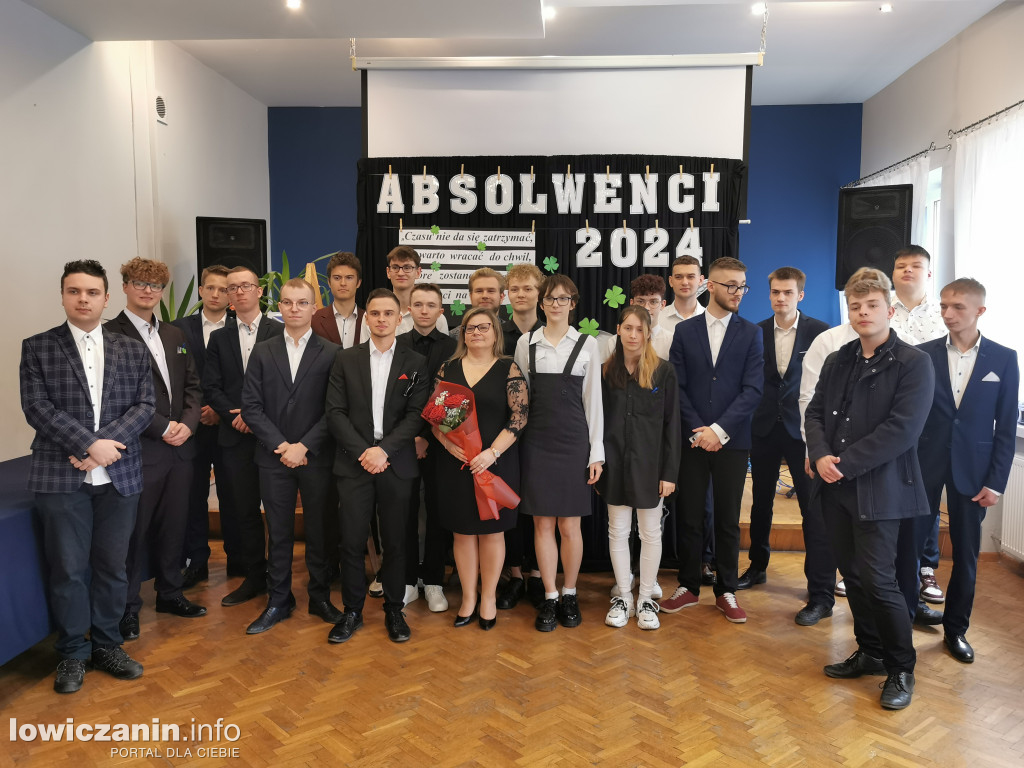 Pożegnanie uczniów z ZS nr 1 w Głownie