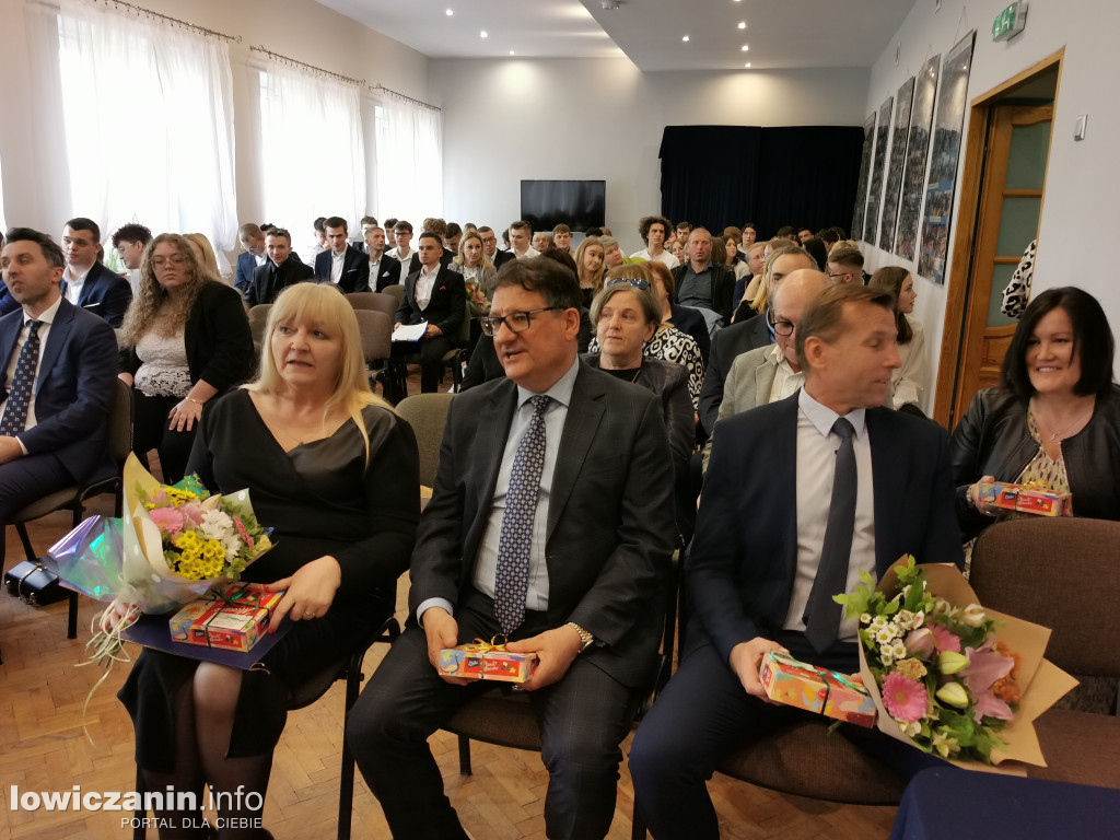 Pożegnanie uczniów z ZS nr 1 w Głownie