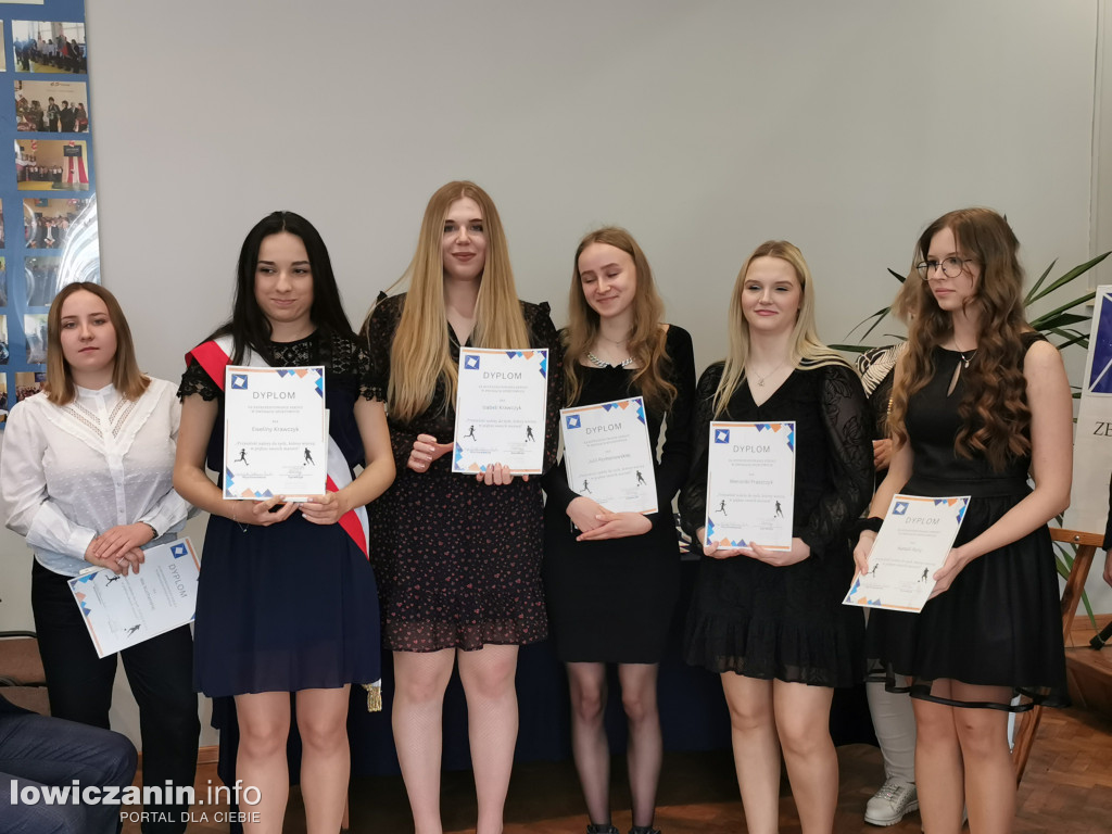 Pożegnanie uczniów z ZS nr 1 w Głownie