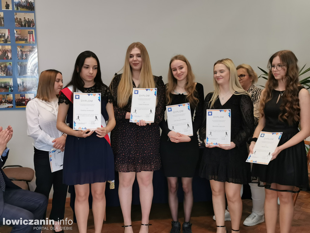 Pożegnanie uczniów z ZS nr 1 w Głownie