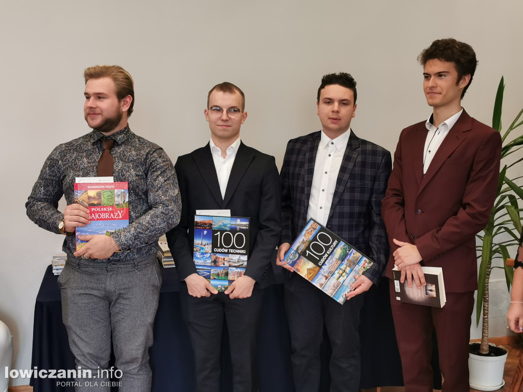 Pożegnanie uczniów z ZS nr 1 w Głownie
