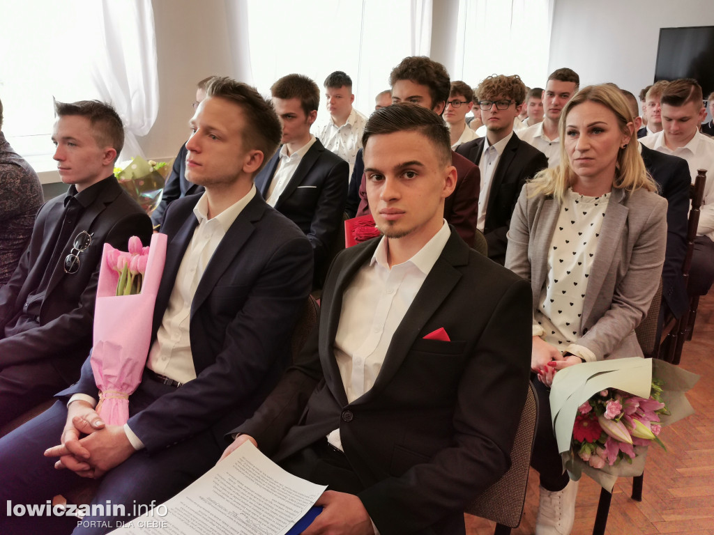 Pożegnanie uczniów z ZS nr 1 w Głownie