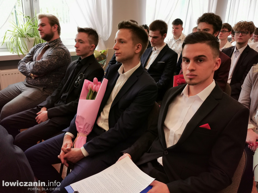 Pożegnanie uczniów z ZS nr 1 w Głownie