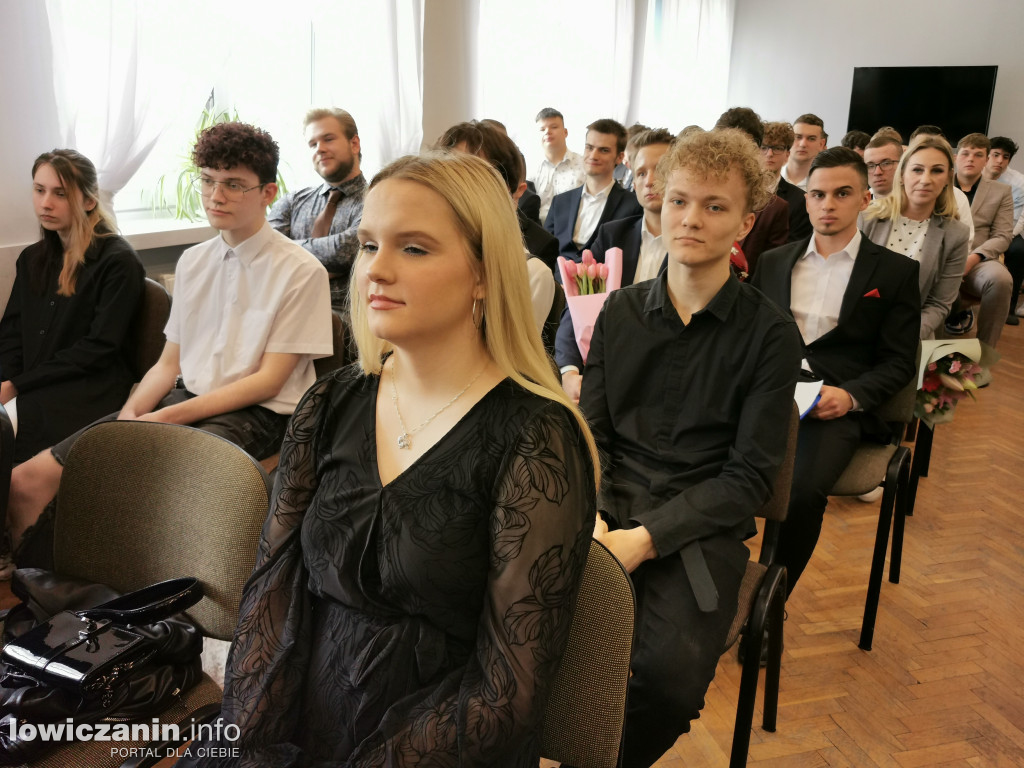Pożegnanie uczniów z ZS nr 1 w Głownie