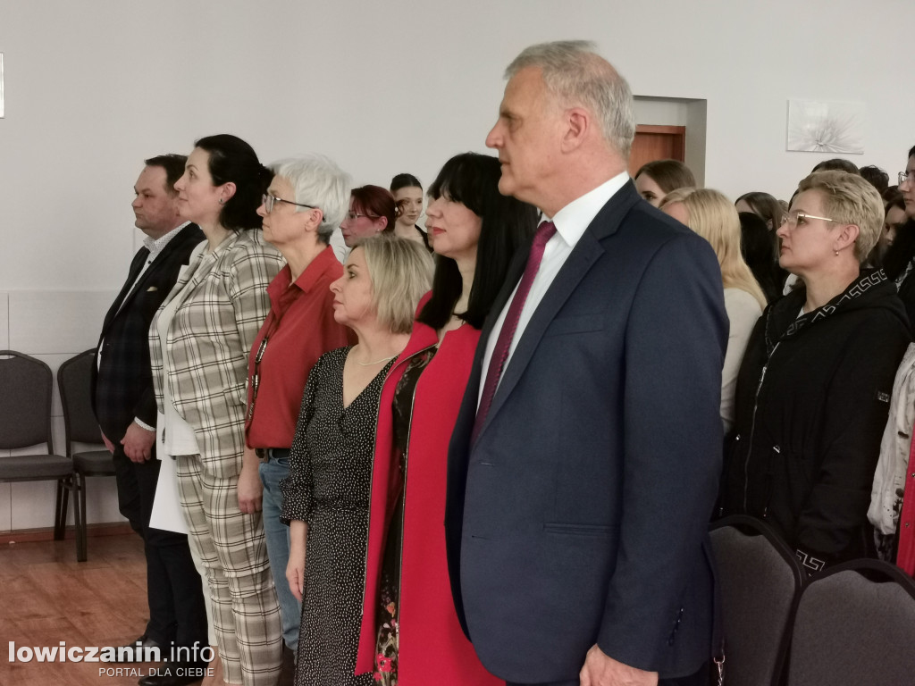 Zduńska Dąbrowa pożegnała maturzystów