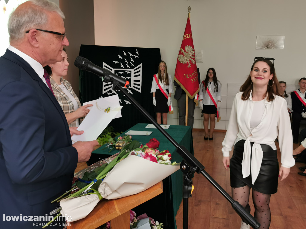 Zduńska Dąbrowa pożegnała maturzystów