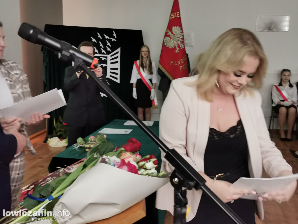 Zduńska Dąbrowa pożegnała maturzystów