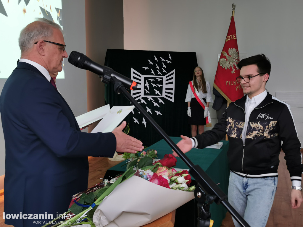 Zduńska Dąbrowa pożegnała maturzystów