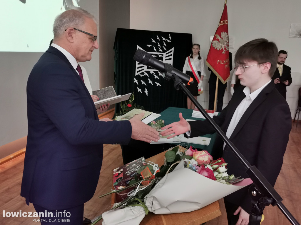 Zduńska Dąbrowa pożegnała maturzystów