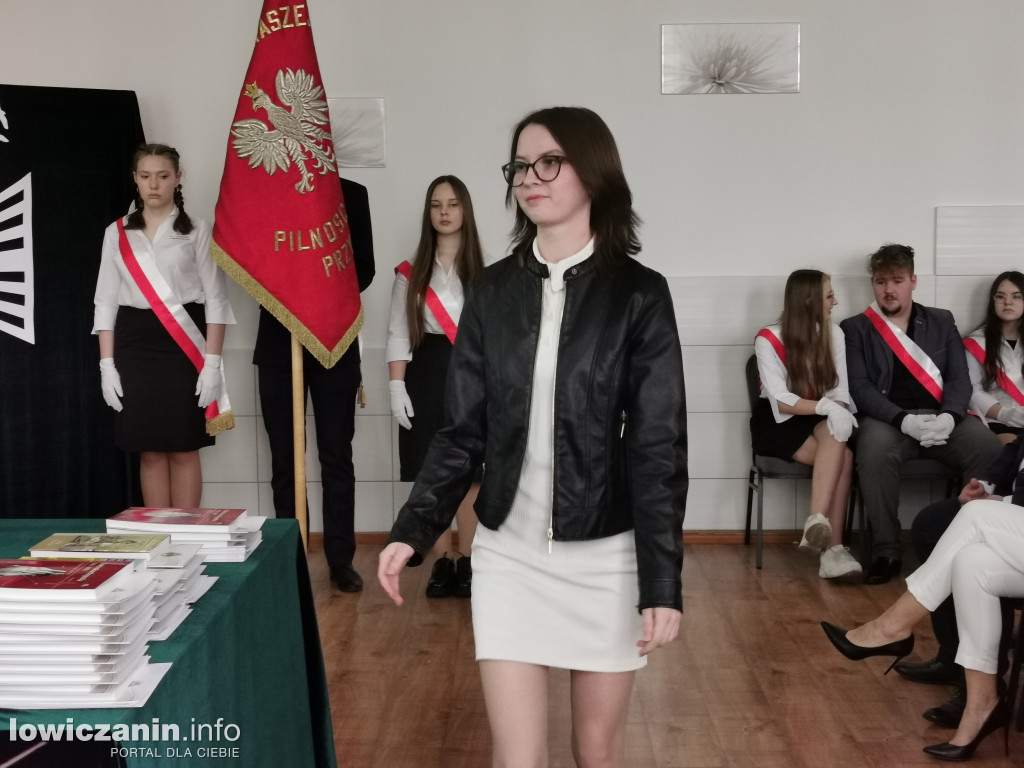 Zduńska Dąbrowa pożegnała maturzystów
