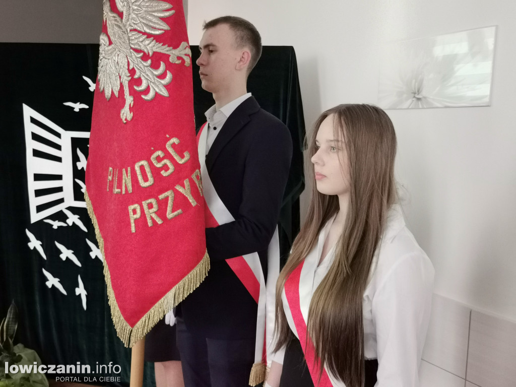 Zduńska Dąbrowa pożegnała maturzystów