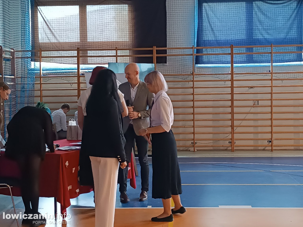 Pożegnali maturzystów w \