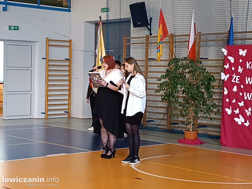 Pożegnali maturzystów w \