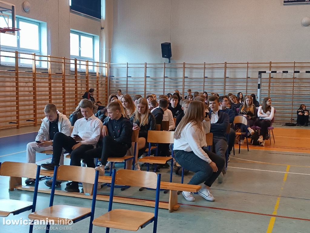 Pożegnali maturzystów w \