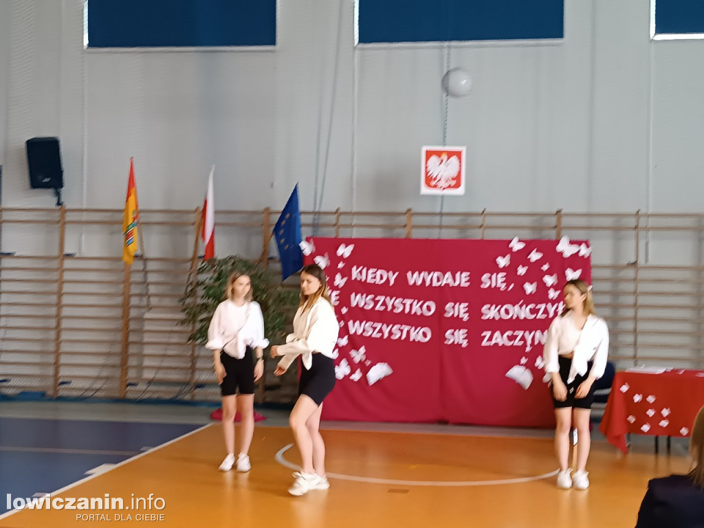 Pożegnali maturzystów w \