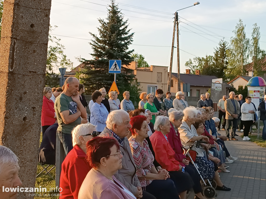 Msza przy kapliczce na Korabce